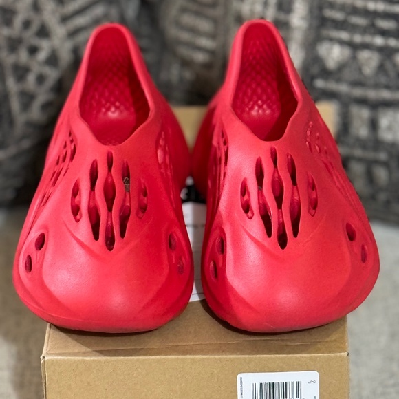 Yeezy Foam Runner Vermillion